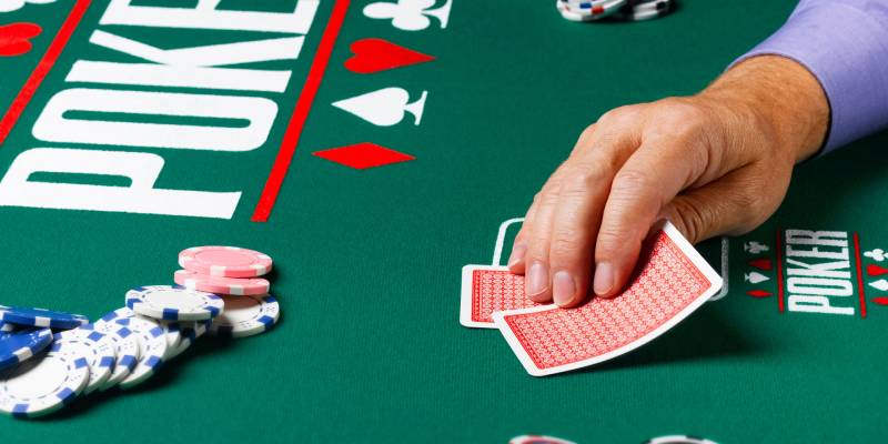 Cách Nhận Biết Bài Mạnh Xì Tố, Đúng Hand Bài Để Tránh Cược Sai 2 Flop là giai đoạn quyết định bài mạnh thật hay chỉ mạnh trên lý thuyết